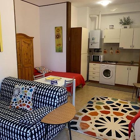 Appartamento Affitti Brevi Verona Colors/G.B. Rossi Friendly 外观 照片